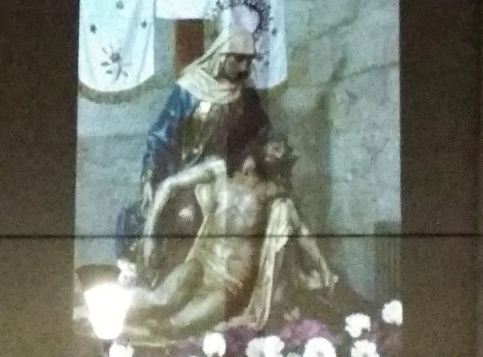 Foto 2 - Inicitativa para sobrellevar las noches de pandemia durante la Semana Santa en Vitigudino  