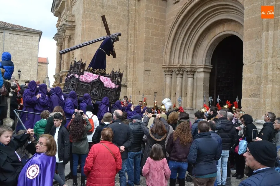 Foto 2 - El Santo Encuentro entre Jes&uacute;s Nazareno y La Dolorosa, uno de los momentos m&aacute;s hist&oacute;ricos de...