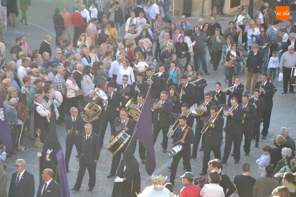 Foto 2 - La Semana Santa Mirobrigense llega a su culmen con La Carrera  