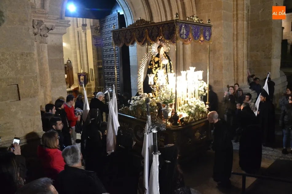 Foto 4 - La solemnidad del luto de la Alcaldesa de Ciudad Rodrigo  