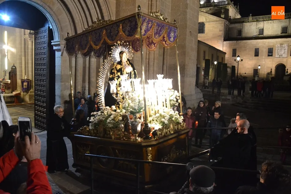 Foto 5 - La solemnidad del luto de la Alcaldesa de Ciudad Rodrigo  