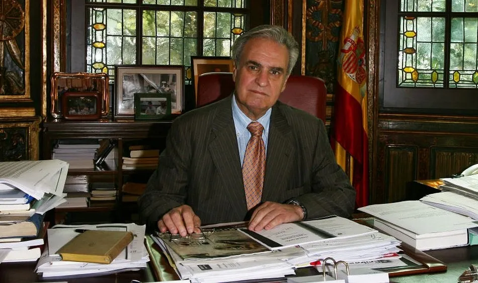 Enrique Múgica