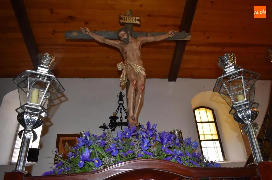 Foto 3 - Navales y su Viernes Santo