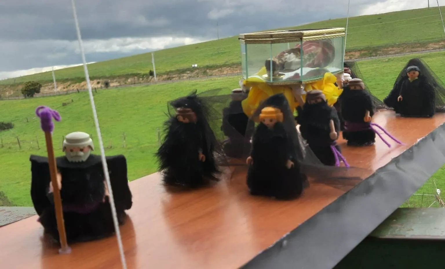 Intensísimas jornadas de Jueves y Viernes Santo en la calle Bailén con hasta 6 procesiones  