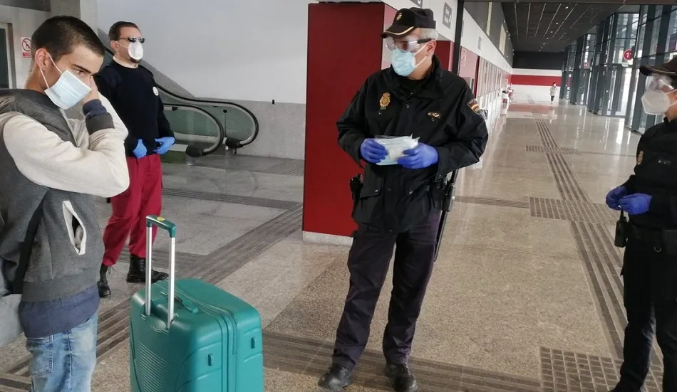 Han comenzado el reparto en la Estación de Autobuses y en la Estación de Trenes | EP