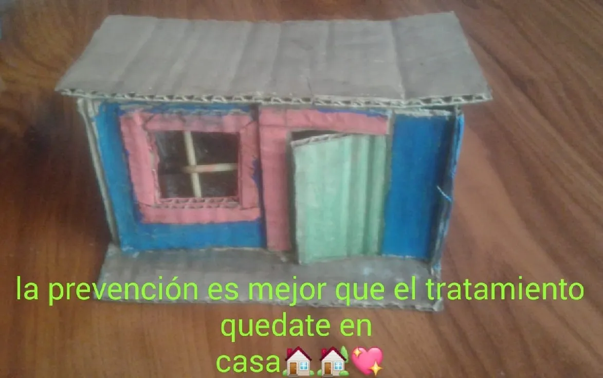 Foto 3 - Los ni&ntilde;os del Servicio de Infancia de C&aacute;ritas crean dibujos y manualidades para mandar &aacute;nimo  