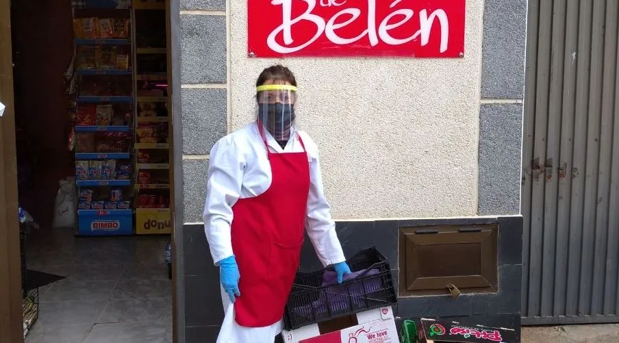 Foto 4 - Resistencia Salamanca refuerza la seguridad de los empleados de Correos con pantallas de...