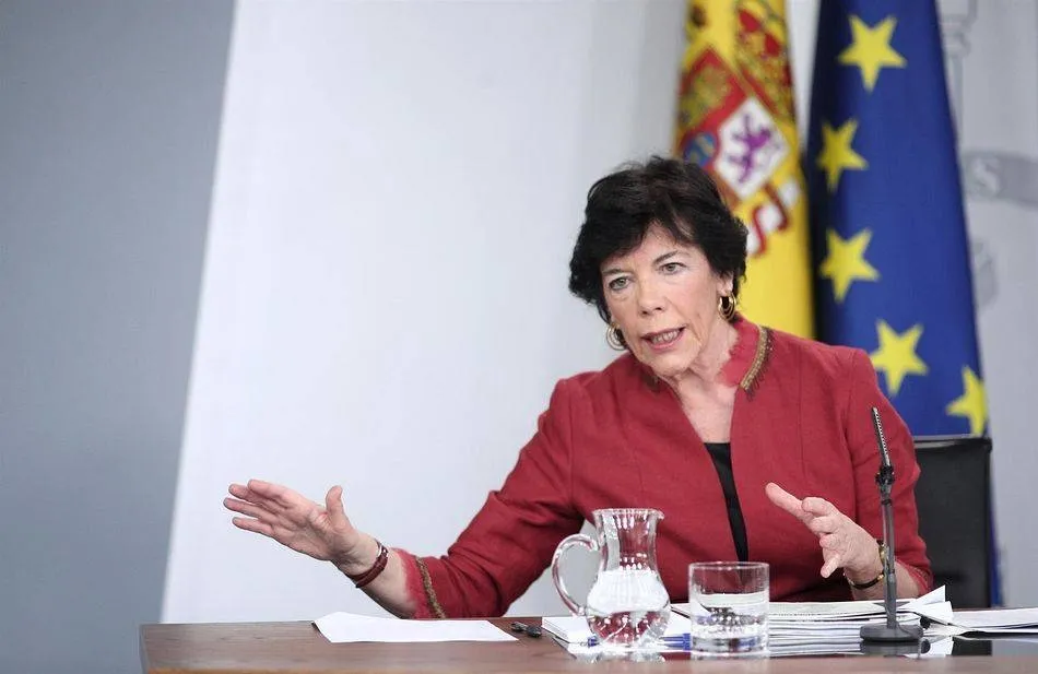 La ministra de Educación y Formación Profesional, Isabel Celaá