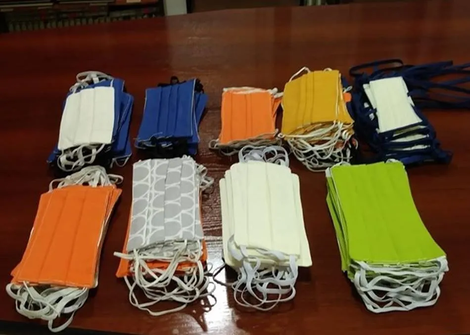 Mascarillas hechas por y para el pueblo  