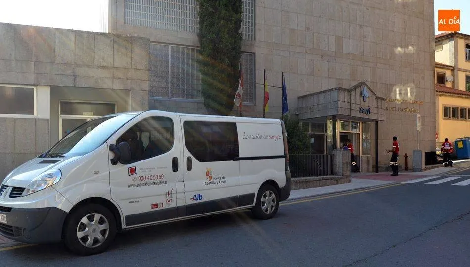 Unidad móvil de donación de sangre en el hospital de Béjar