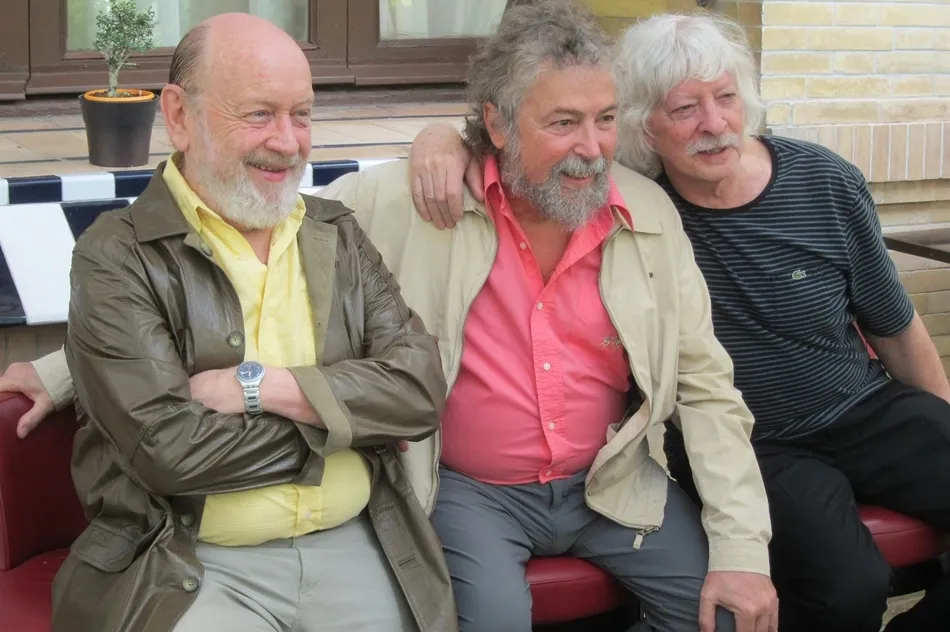 De izquierda a derecha, Marcos Mundstock, Carlos Núñez y Carlos López. Foto: EP