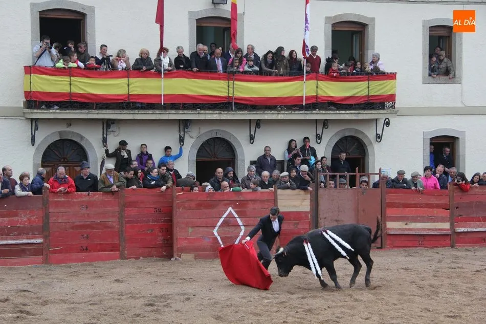 Foto 10 - Olmedo de Camaces vive San Jorge en el recuerdo  