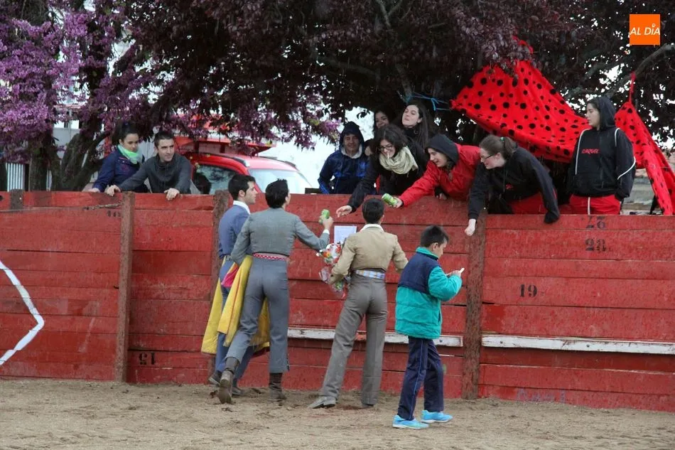 Foto 4 - Olmedo de Camaces vive San Jorge en el recuerdo  