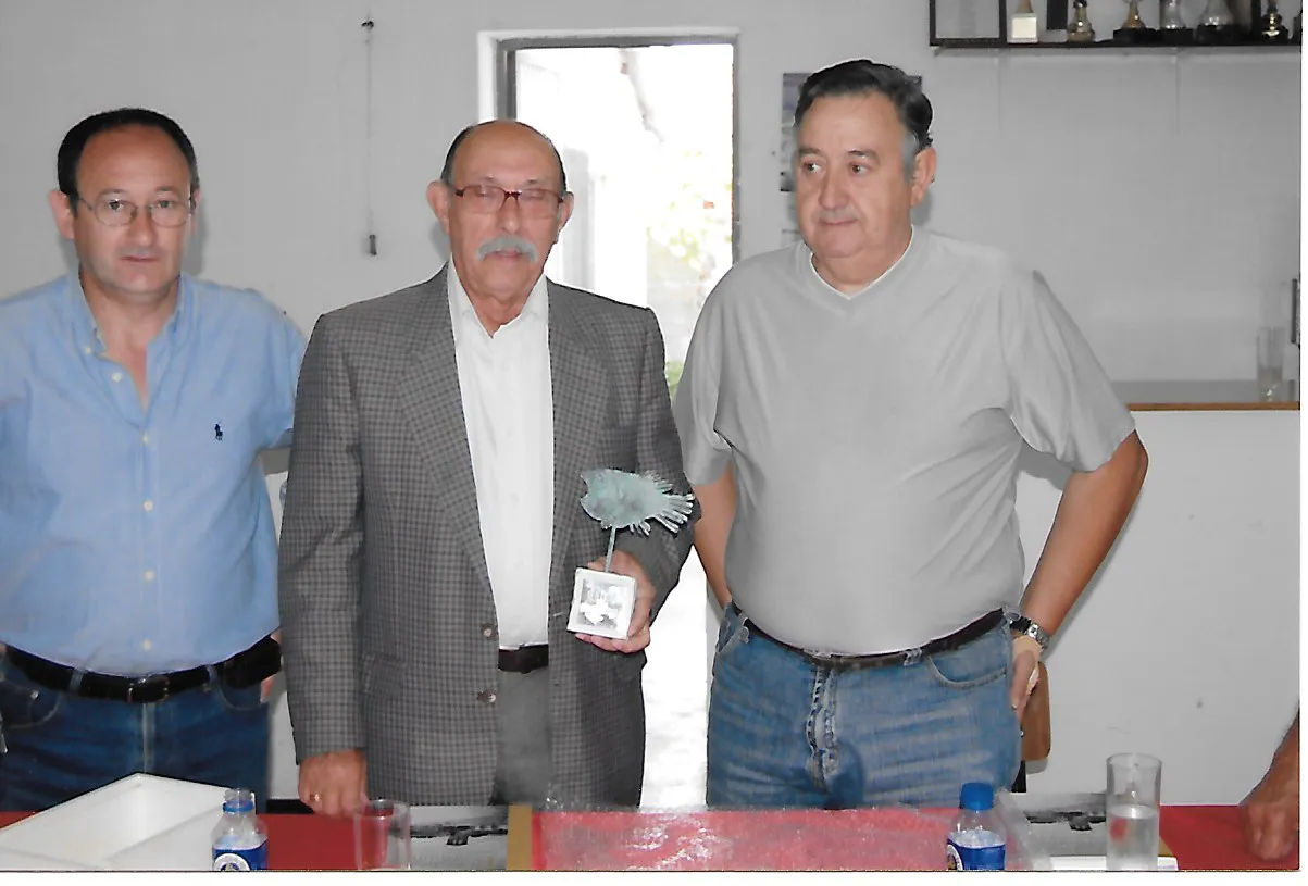Foto 3 - El Pedroso de la Armu&ntilde;a rinde homenaje a Agust&iacute;n Salgado en el D&iacute;a del Libro  