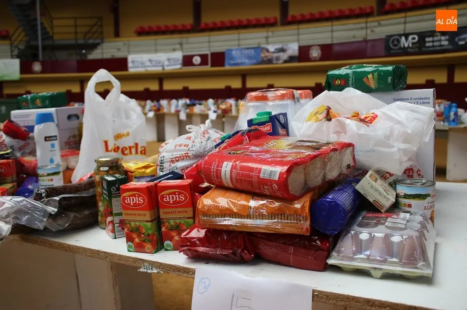 Foto 10 - La campa&ntilde;a de recogida de alimentos finaliza con gran &eacute;xito
