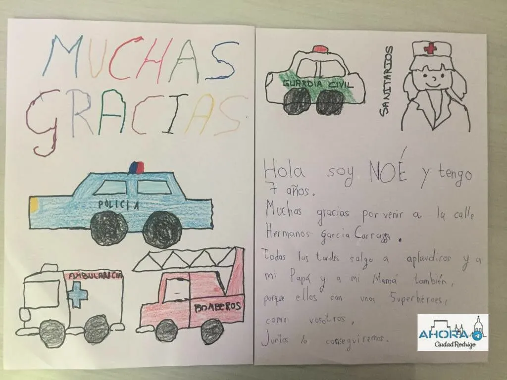 Foto 7 - La Polic&iacute;a Local tambi&eacute;n adorna su sede con los dibujos que les han hecho llegar  