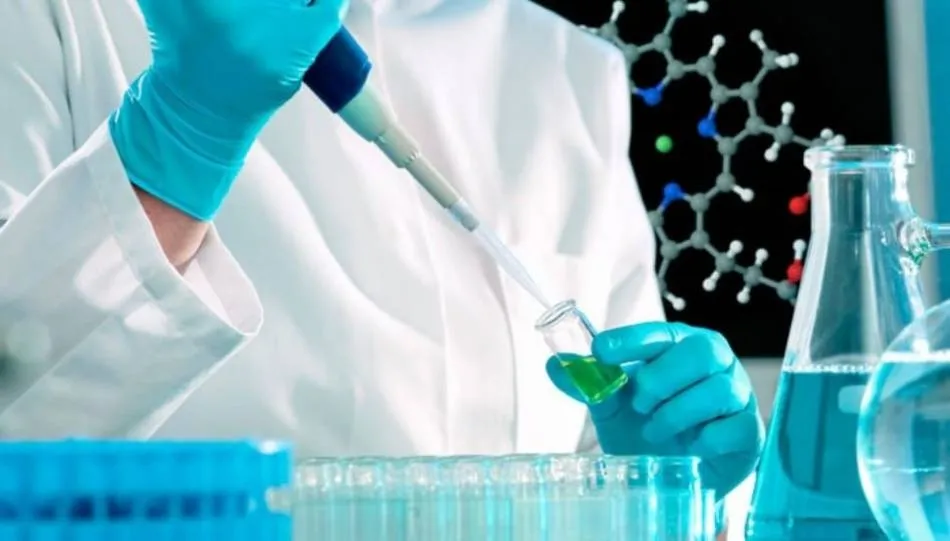 En caso de que se compruebe su eficacia como antiviral, este fármaco podría incorporarse automáticamente al arsenal terapéutico para el tratamiento de COVID-19