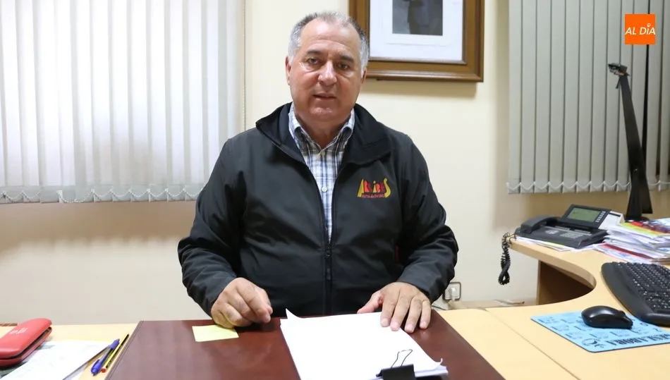 Julián Martín Jiménez, alcalde de Villarino de los Aires / CORRAL