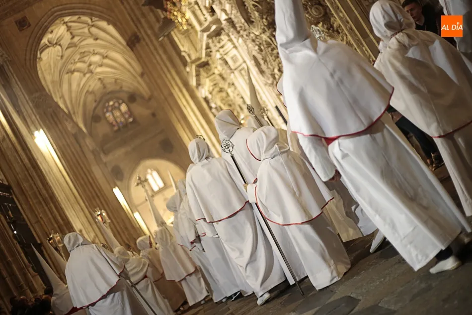 Foto 6 - El Cristo Yacente tambi&eacute;n se qued&oacute; en la Catedral