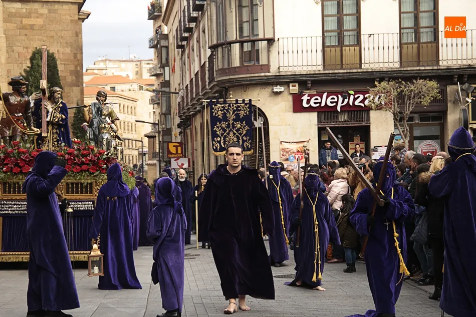Foto 10 - Jes&uacute;s Nazareno y el Santo Entierro, respeto por el sufrimiento de Cristo
