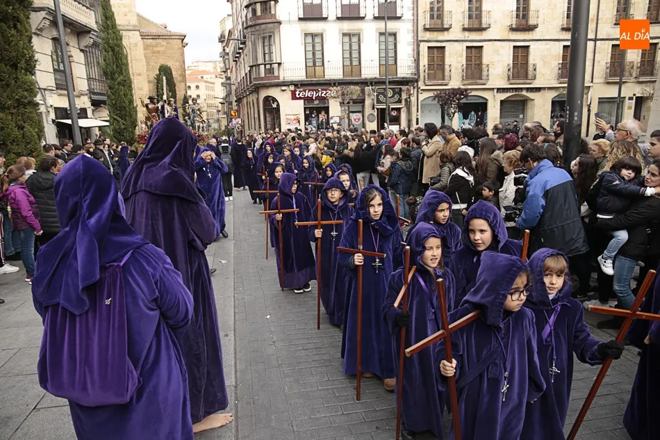 Foto 9 - Jes&uacute;s Nazareno y el Santo Entierro, respeto por el sufrimiento de Cristo