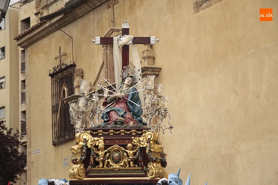 Foto 11 - La procesi&oacute;n del Santo Entierro, catequesis art&iacute;stica por las calles