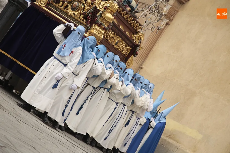 Foto 9 - La procesi&oacute;n del Santo Entierro, catequesis art&iacute;stica por las calles