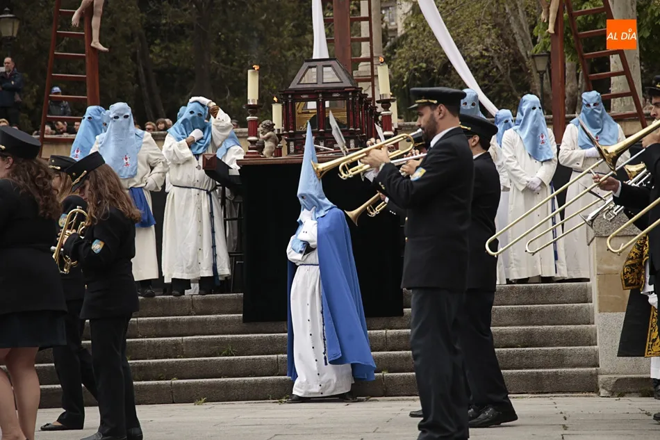 Foto 5 - La procesi&oacute;n del Santo Entierro, catequesis art&iacute;stica por las calles