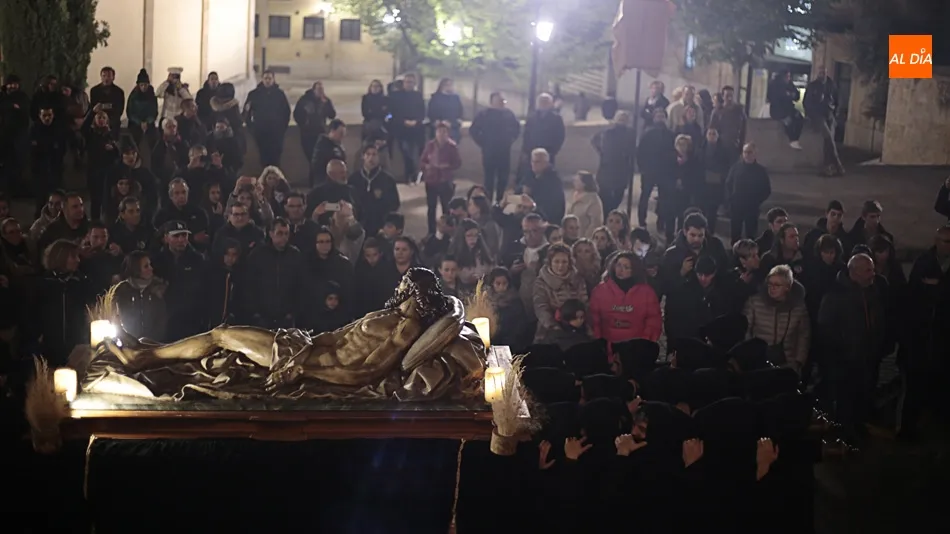 Inicio de la procesión en la calle Fonseca. Foto de Alejandro López
