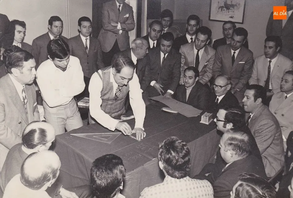 Foto 9 - Alicio Vicente Mart&iacute;n, de profesi&oacute;n sastre  