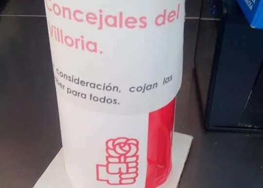 Foto 2 - Donan mascarillas para la seguridad del pueblo