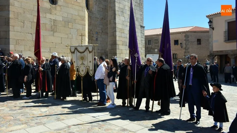 Foto 5 - San Felices de los Gallegos celebra Santa Cruz conectados por WhatsApp