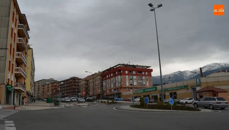 Reparto de mascarillas en los barrios Recreo y Los Praos