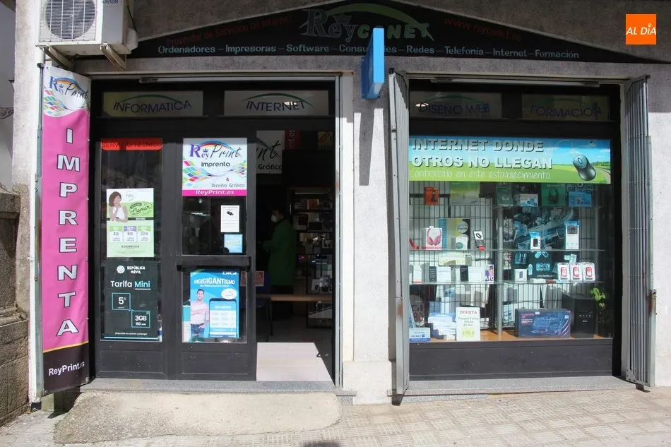 La apertura del pequeño comercio y peluquerías anima el octavo martes de pandemia en Vitigudino  