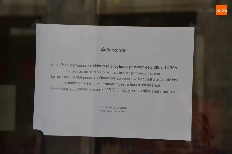 Foto 4 - Crece la indignaci&oacute;n entre los clientes del Santander por su escaso tiempo de apertura  