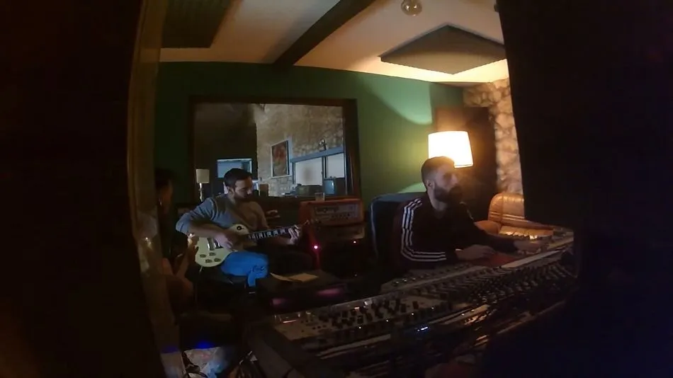 Toseka Rock publica el documental ‘Cómo se hizo’ de su álbum debut