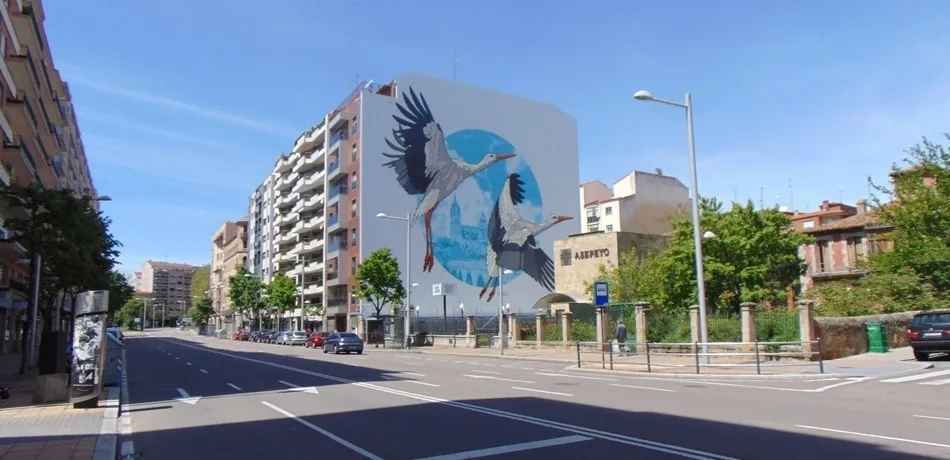 Foto 7 - El mural de Ca&iacute;n Ferreras que deja boquiabiertos a los viandantes en el paseo de la Estaci&oacute;n