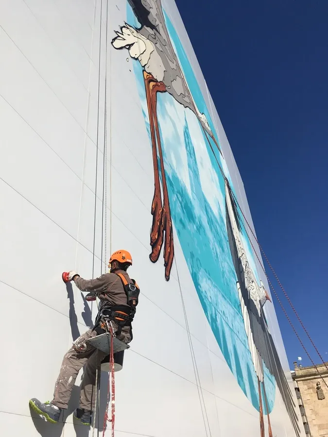 Foto 5 - El mural de Ca&iacute;n Ferreras que deja boquiabiertos a los viandantes en el paseo de la Estaci&oacute;n