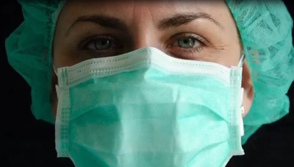 Miradas de sanitarios bejaranos que cuentan mucho más de lo que dicen las palabras