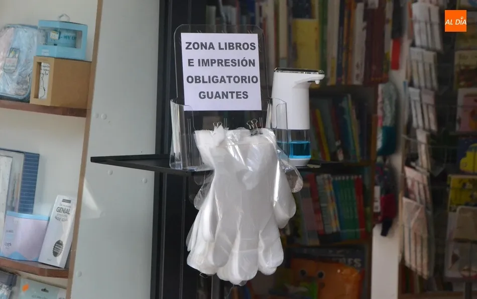 Foto 4 - Varios establecimientos comerciales m&aacute;s reabren sus puertas mientras se prolonga la Fase 0  