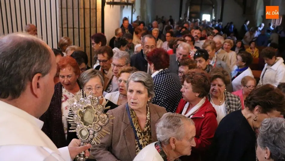 Ofertorio tras la misa en la ermita el 14 de mayo de 2019 / CORRAL