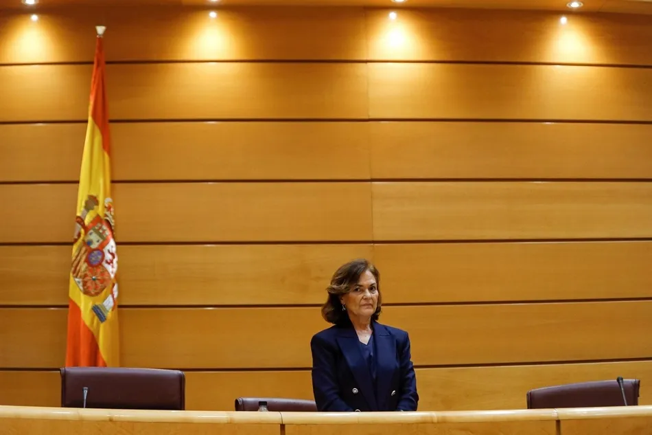 La vicepresidenta primera y ministra de la Presidencia, Relaciones con las Cortes y Memoria Democrática, Carmen Calvo, comparece ante la Comisión Constitucional del Senado. Foto: EP
