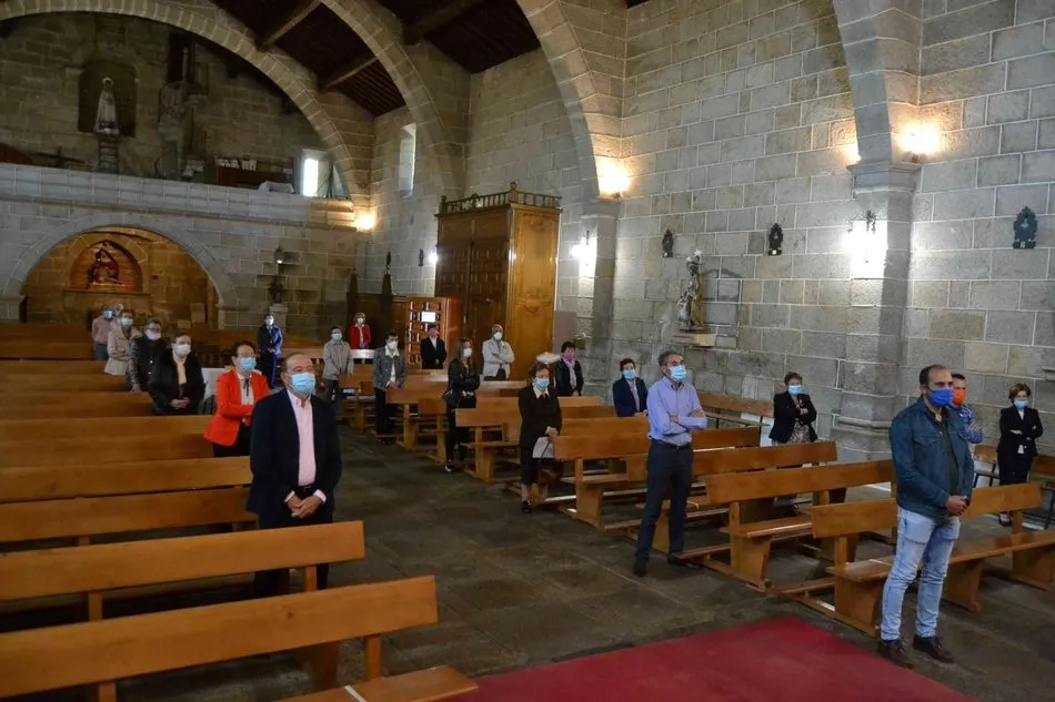Foto 3 - El sacerdote Jean Claude Bizimungo toma posesi&oacute;n de la parroquia de Vilvestre  