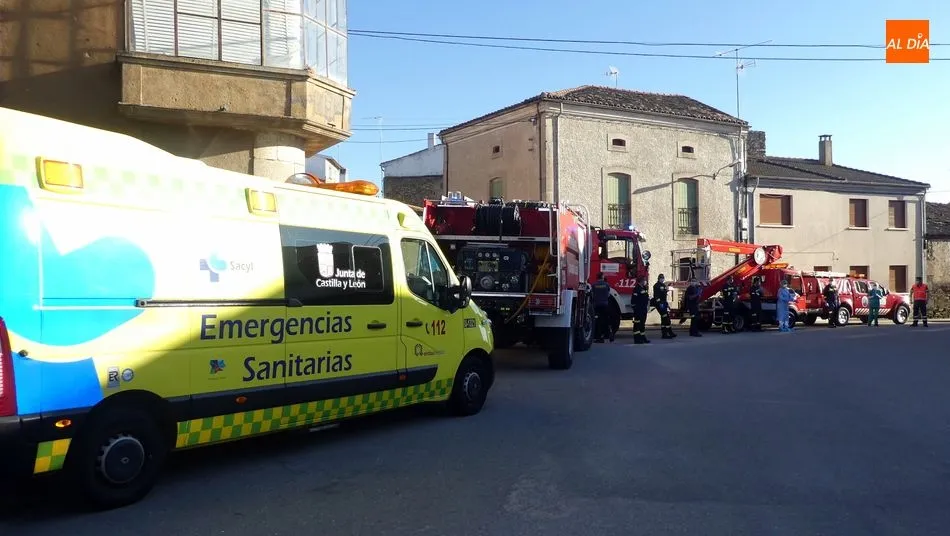 Foto 5 - M&aacute;s aplausos que nunca en el &uacute;ltimo acto de agradecimiento de Bomberos, Guardia Civil y...