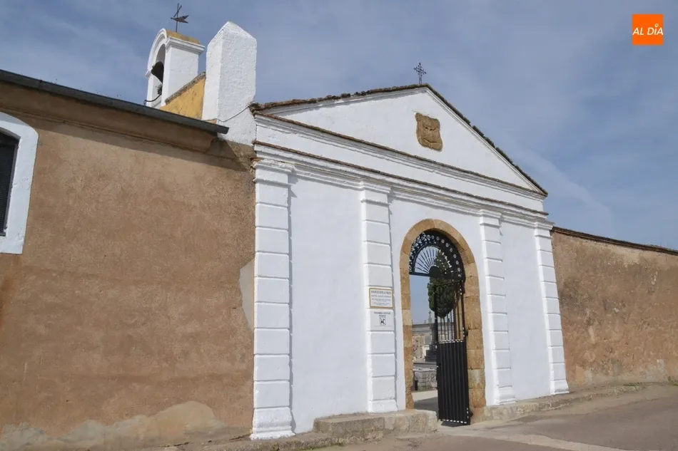 A partir del miércoles se podrá visitar con cita previa el Cementerio  