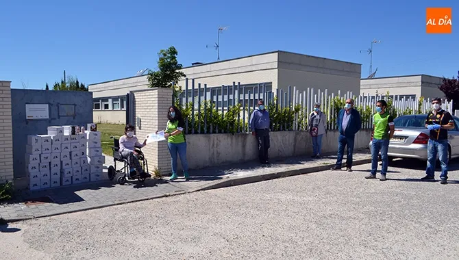 Acopedis ha recibido la donación productos e inscripciones de la II Cross Trail de Malpartida