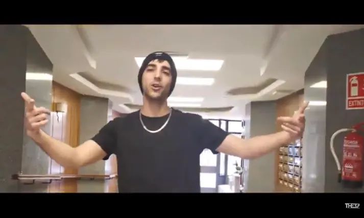 JaviRap lanza el tema ‘Droga para no pensar’  