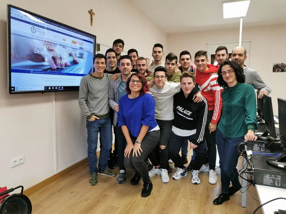 Primera promoción recién graduada el pasado mes de septiembre