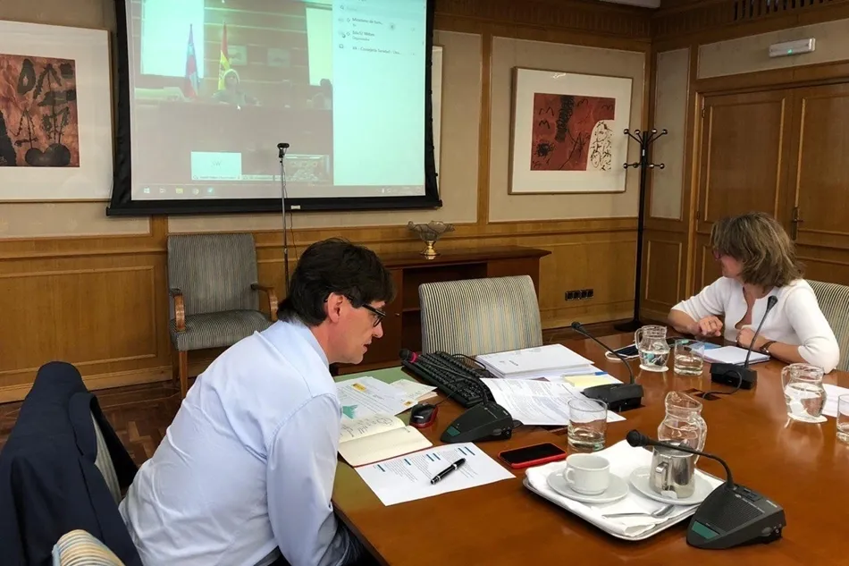 El ministro de Sanidad, Salvador Illa, y la vicepresidenta Teresa Ribera se reúnen con los consejeros para abordar la desescalada. Foto: EP