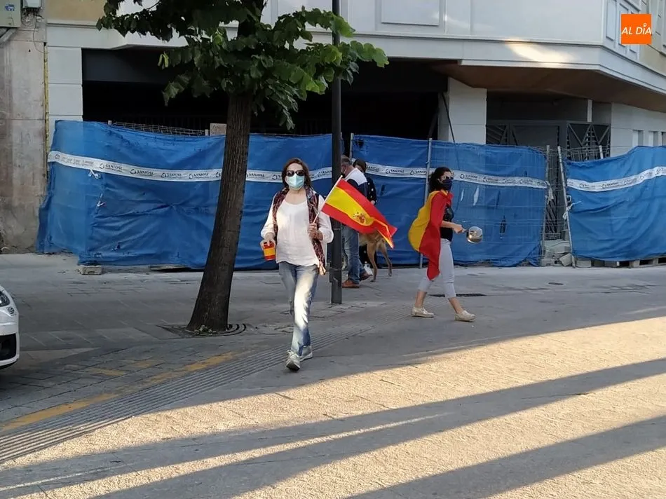 Foto 8 - Este viernes, y tras una semana seguida, nueva &lsquo;cacerolada&rsquo; en Salamanca